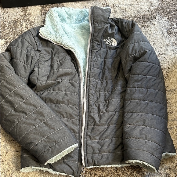 The North Face Gray Quilted Jacket with Light Blue Sherpa Lining - Picture 2 of 8